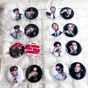 Kpop 2pcs/set Bangtan Boys ARIRANG RM J-HOPE SUGA JIN V JIMIN JUNGKOOK Brooch Tinplate Badge Button Pin Badge